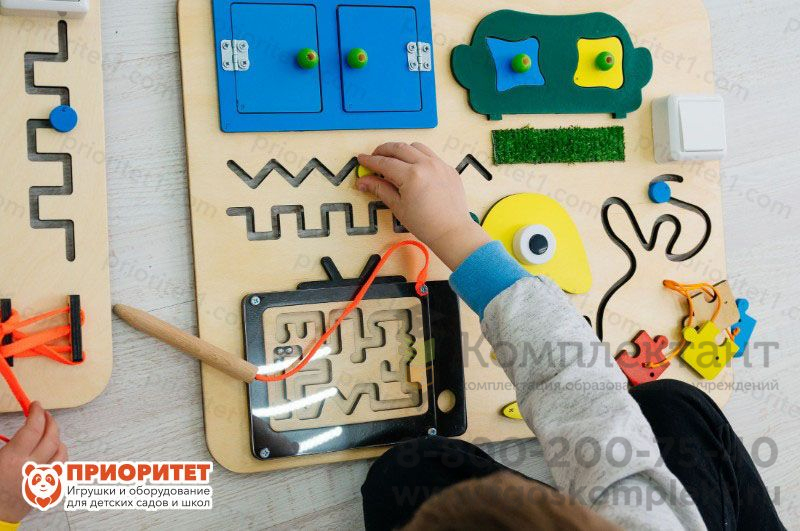 Бизиборд детский «Моя гостиная»